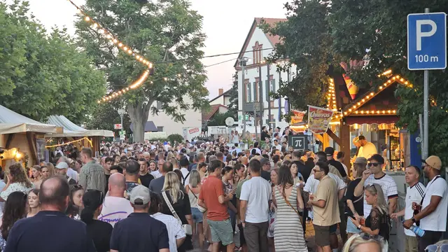 Zehn Tage lang verwandelt sich Deidesheim wieder in eine große Festmeile mit Wein, Musik und geselligem Beisammensein. | Foto: Eva Bender
