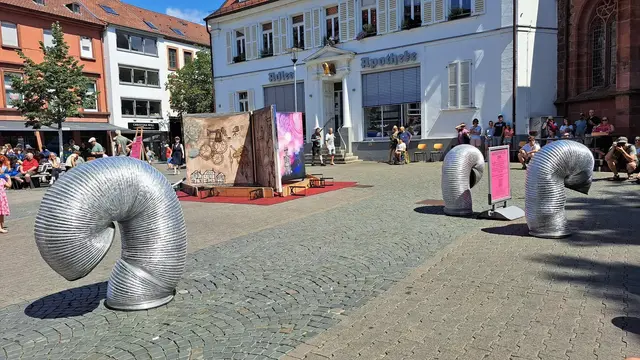 Das "Alles Muss Raus!"-Festival begeistert im Jubiläumsjahr der Stadt Kaiserslautern mit seiner Kreativität und Vielseitigkeit | Foto: Monika Klein