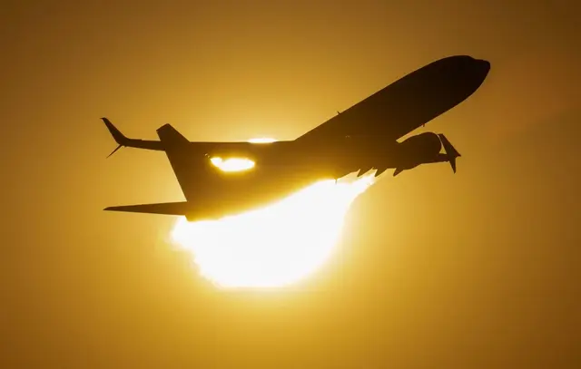 Reise wegen Hitze stornieren: Bei Hitzewarnung gibt’s in der Regel kein automatisches Rücktrittsrecht – anders als bei einer Reisewarnung des Auswärtigen Amtes. | Foto: dpa