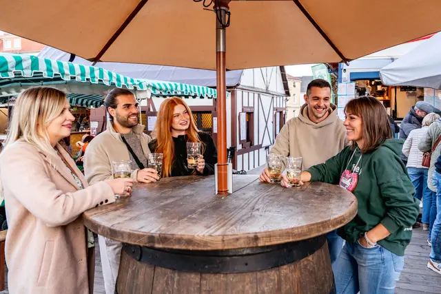 Zwischen Fachwerkhäusern, Pfälzer Weinen und regionalen Spezialitäten lädt das Winzerdorf Haiselscher zum Verweilen und Genießen ein. | Foto: Stadtmarketing, Daniel Löwedey
