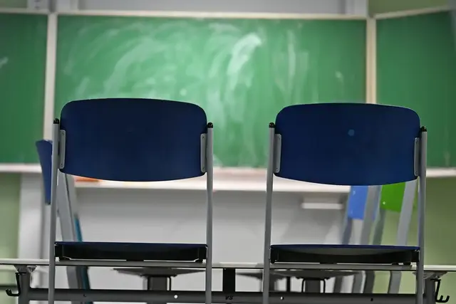 An den IGS werden nach Ansicht der Grünen zu viele Schüler abgelehnt. (Symbolbild) | Foto: Michael Brandt/dpa