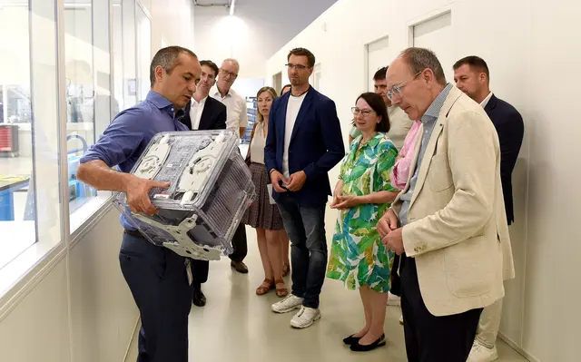 In Mannheim entstehen Messgeräte, die in Reinraumtests geprüft und dann weltweit zu Chipfabriken geliefert werden. | Foto: Stadt Mannheim Wirtschaftsförderung/Foto: Thomas Tröster