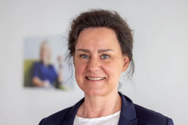 «Man kann viel im Leben planen, aber es läuft doch meistens ganz anders», sagt Ministerin Eiling-Hütig.  | Foto: Helmut Fricke/dpa
