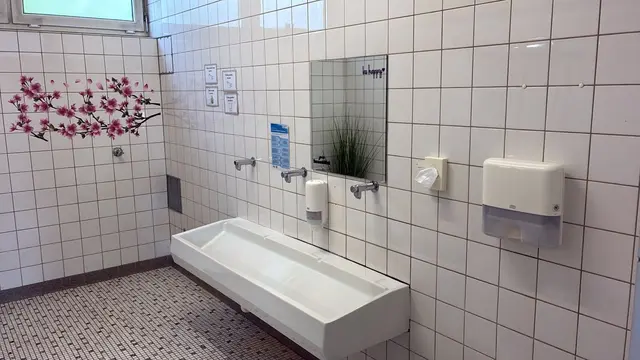 Die Stadt Speyer setzt die Sanierung von Toilettenanlagen an Schulen fort und nennt laufende sowie geplante Maßnahmen. | Foto: Stadt Speyer