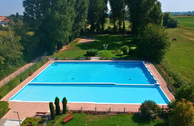 Viele suchen im Sommer ein gutes Freibad in der Region. Duttweiler landet im Rheinland-Pfalz-Ranking ganz vorn. | Foto: Syring-Lingenfelder