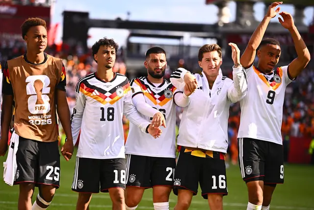 Da waren die VfB-Nationalspieler Leweling, Stiller und Undav (v.r.) noch bei der WM.  | Foto: Tom Weller/dpa