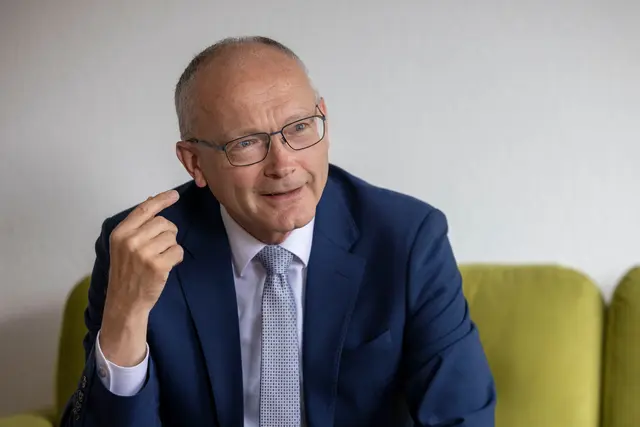 «Ich weiß, dass ich fehlbar bin. Ich weiß nicht immer mit letzter Sicherheit, ob ich Recht habe, das Gegenüber weiß es aber auch nicht», sagt Justizminister Martin. | Foto: Helmut Fricke/dpa