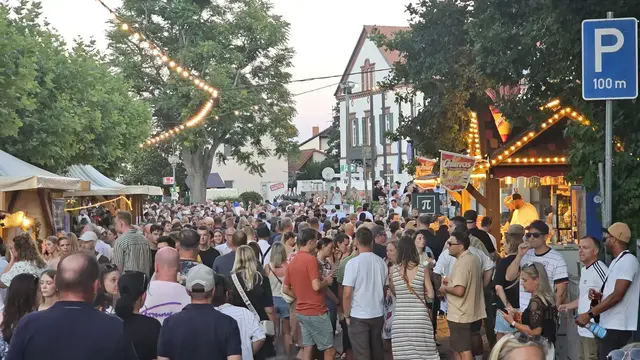 Zehn Tage lang verwandelt sich Deidesheim wieder in eine große Festmeile mit Wein, Musik und geselligem Beisammensein. | Foto: Eva Bender