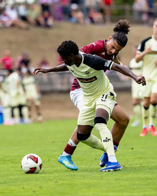 Ibrahim Kanaté spielte bis zur 68. Minute und wurde dann durch Thierry Tazemeta ersetzt | Foto: 1. FC Kaiserslautern