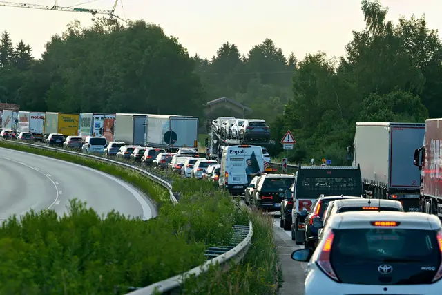 Mit Bayern und Baden-Württemberg sind die zwei letzten Bundesländer in die Ferien gestartet. (Archivbild) | Foto: Uwe Lein/dpa