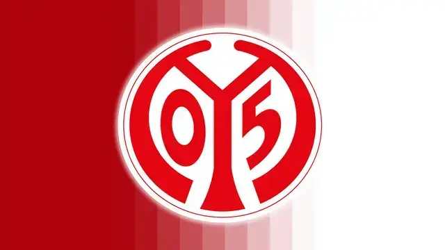 Beim Fanabend von Mainz 05 im Trainingslager gab Nadiem Amiri vor rund 400 Anhängern seinen Verbleib bekannt. | Foto: Anouar Touir
