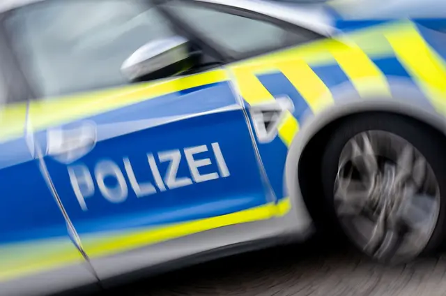 Die Polizei bittet Zeugen um Hinweise. (Symbolbild) | Foto: Hendrik Schmidt/dpa