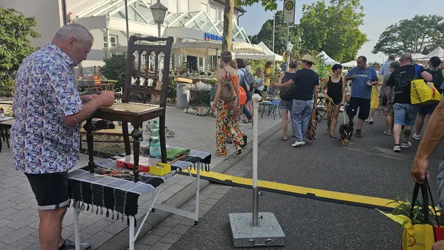 Beim Pfälzer Gartenmarkt können Besucher nicht nur Pflanzen und Gartenideen entdecken, sondern auch Handwerkern bei ihrer Arbeit über die Schulter schauen. | Foto: Eva Bender
