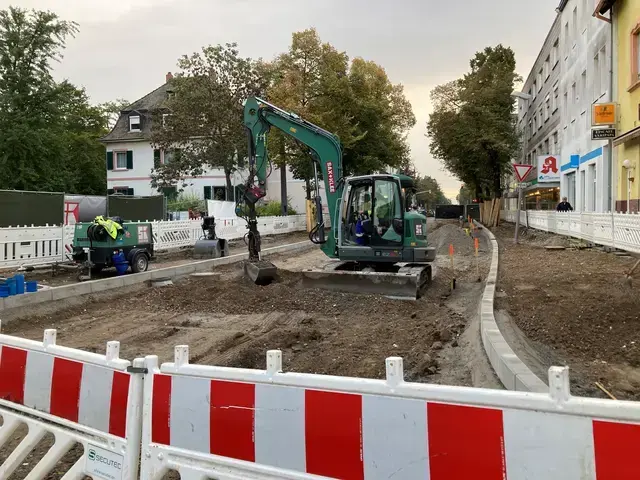 In der Frankenthaler Straße in Ludwigshafen endet ein weiterer Bauabschnitt; ab 10. August sollen dort wieder Bahnen fahren. | Foto: rnv GmbH