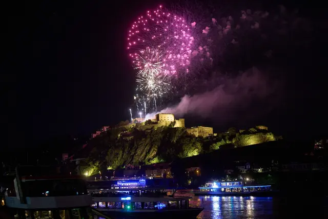 Die Grünen in Koblenz hatten das Feuerwerk in Anbetracht der Trockenheit kritisiert. (Archivbild) | Foto: Thomas Frey/dpa