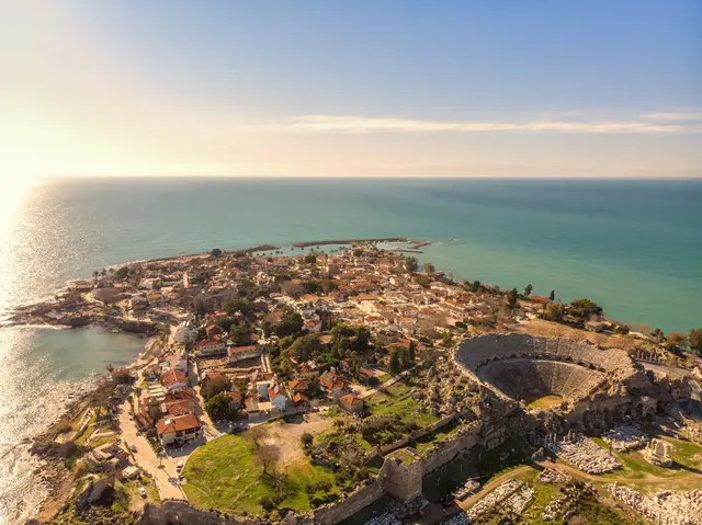 Live aus Side: sonnenklar.TV sendet im August mehrere Stunden live aus der historischen Altstadt von Side an der Türkischen Riviera. | Foto: Euvia Travel GmbH
