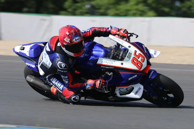 Twan Smits verursachte den Abbruch im 1. Superbike Rennen | Foto: Harald Göser