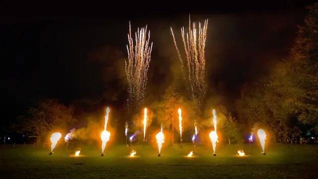 Diesmal gibt es Flammenshow statt Feuerwerk | Foto: Stadt Frankenthal