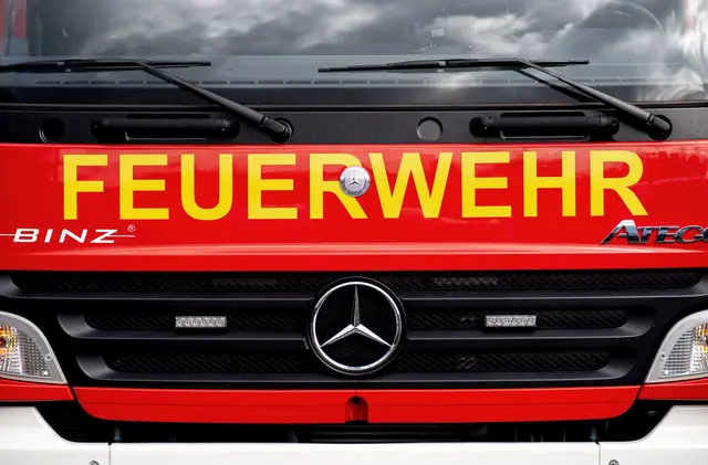 Feuerwehrleute waren im Spezialeinsatz als Geburtshelfer (Symbolbild) | Foto: Hauke-Christian Dittrich/dpa