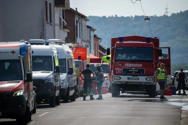 Die Ermittler sprechen von einem «entarteten Hobby» bei dem Mann, dessen Wohnung am Dienstag in St. Ingbert untersucht wurde.  | Foto: Harald Tittel/dpa