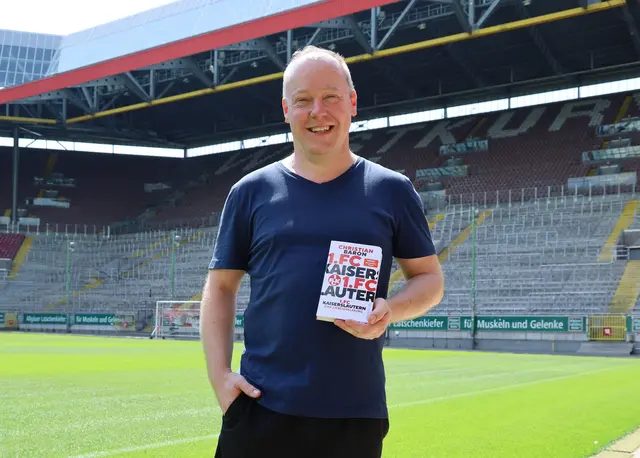 Christian Baron hat gut Lachen auf seinem geliebten Betze. Für die kommende Saison hat er erstmals eine Dauerkarte, was für ihn eine ganz besondere Bedeutung hat. | Foto: Ralf Vester