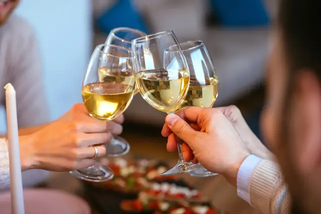 Das Wein- und Knoppfest gehört seit 1978 zu den festen Veranstaltungen in Hochstadt
 | Foto: bernardbodo/stock.adobe.com