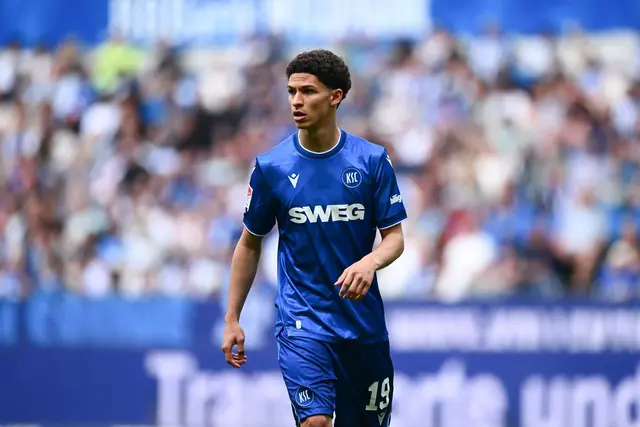 Bleibt er oder geht er? KSC-Offensivspieler Louey Ben Farhat ist umworben.(Archivbild) | Foto: Silas Stein/dpa