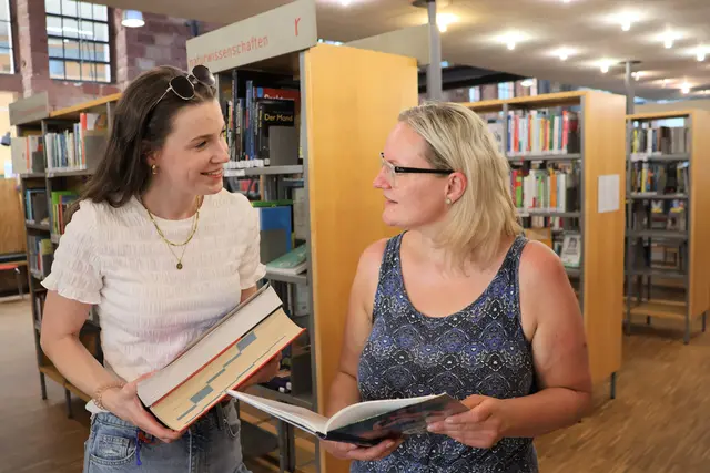 Die Stadtbibliothek Landau öffnet nach den Ferien wieder zu den üblichen Zeiten. | Foto: Stadt Landau