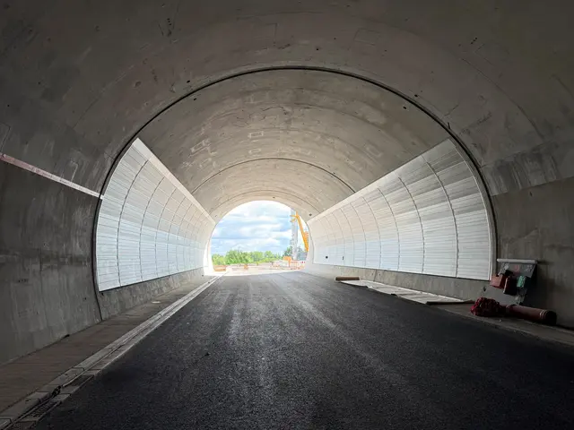 Moderne Sicherheitstechnik, Notrufsysteme und Überwachungseinrichtungen sollen den Böhämmertunnel sicher machen. | Foto: LBM Bad Bergzabern/M. Redenbach