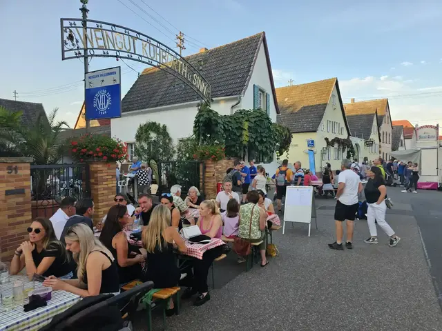 Das Weinfest der Freundschaft verwandelt Duttweiler vom 7. bis 10. August wieder in einen Treffpunkt für Weinfreunde aus nah und fern. | Foto: Eva Bender