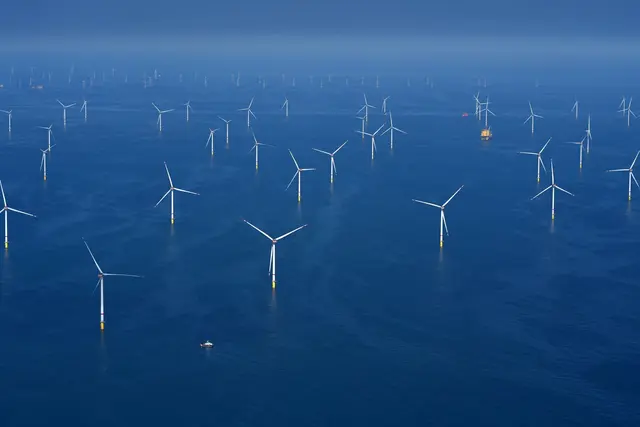 Die teilweise Inbetriebnahme vom Offshore-Windpark «He Dreiht» trägt positiv zum Ergebnis bei. (Archivbild) | Foto: Lars Penning/dpa