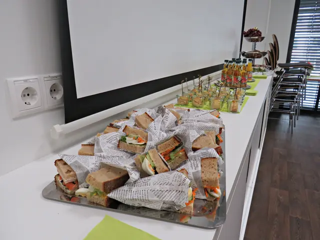 So leckerer Fingerfood wurde bereitgestellt | Foto: Brigitte Melder