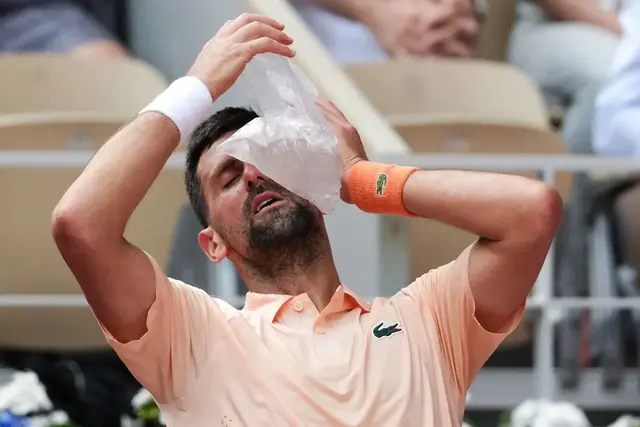 Sport bei Hitze: Auch Profisportler haben mit hohen Temperaturen zu kämpfen, hier Tennis-Star Novak Djokovic. | Foto: Dimitar Dilkoff/AFP/dpa