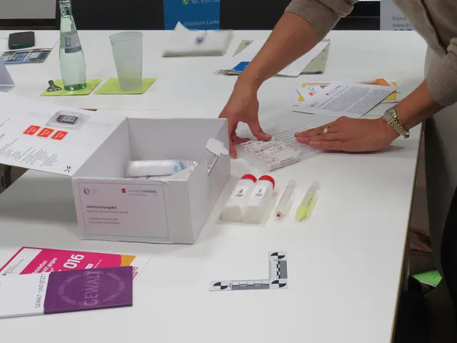 Das ist alles im Untersuchungskit-Paket drin | Foto: Brigitte Melder