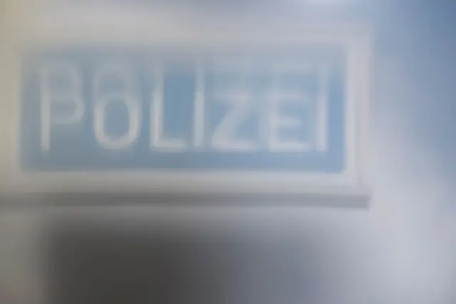 Im Verhältnis zu tatsächlicher sexueller Gewalt gegen Frauen sind vorgetäuschte Vergewaltigungen eine Seltenheit, sagen Experten. (Symbolbild) | Foto: Marijan Murat/dpa