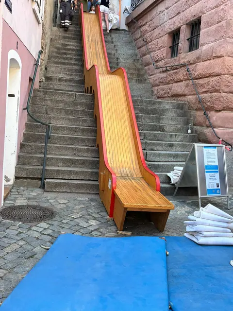 Die traditionelle Kerwerutsche | Foto: BAS