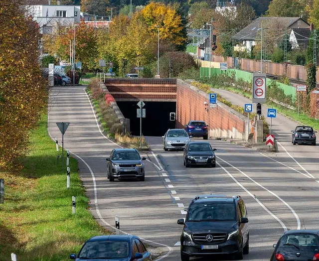 Wer nachts unterwegs ist, muss am Grötzinger Tunnel für einige Stunden einen anderen Weg einplanen. | Foto: Stadt Karlsruhe, Monika Müller-Gmelin