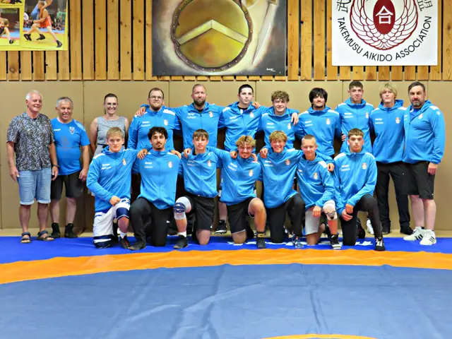TSG Haßloch Ringerabteilung mit neuen gesponserten Trainingsanzügen | Foto: Brigitte Melder