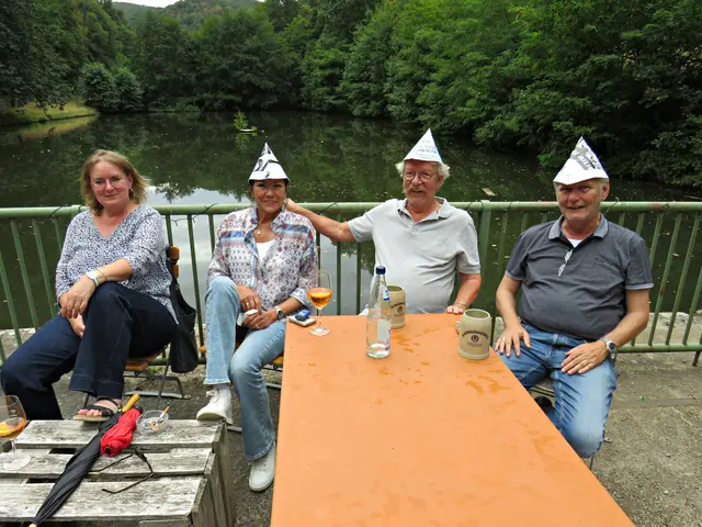 Aus Monnem Fans vom Badehaisel | Foto: Brigitte Melder