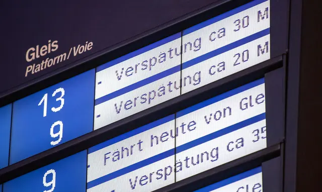 Die Hitze macht der Bahn zu schaffen. An einer Strecke kommt es nun zu Ausfällen. (Symbolfoto) | Foto: Fabian Sommer/dpa