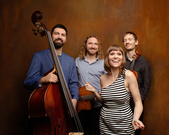 Marion &amp; Sobo Band - "gypsy jazz &amp; global music" beim Zeltspektakel in Walldorf | Foto: de Matteis