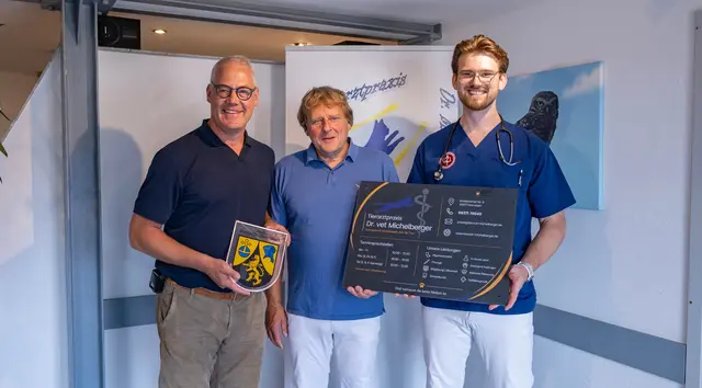 Tierärzte und Bürgermeister | Foto: VG Ramstein-Miesenbach