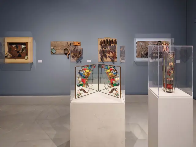 Ausstellungsansicht "RADIKAL.REAL. Nouveau Réalisme und die Kunst der 1960er Jahre" (03.07.-11.10.26) | Foto: Elmar Witt