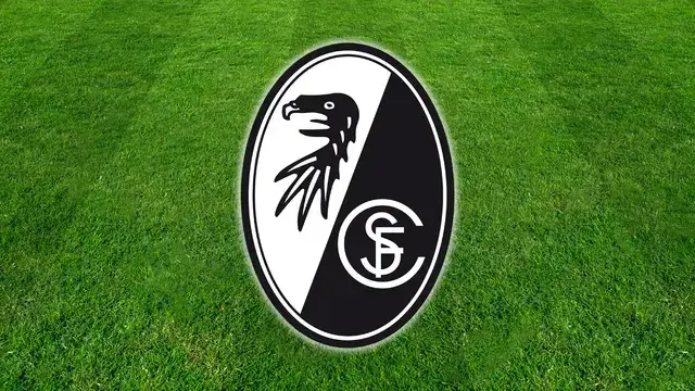 Zur Saisoneröffnung des SC Freiburg gegen Crystal Palace kommt es im Europa-Park Stadion auch zu einem besonderen Wiedersehen zweier Fans. | Foto: Anouar Touir