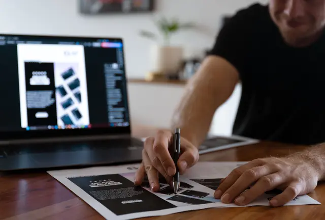 Werbeagentur Pirmasens: Madesta setzt auf Markenstrategie statt auf Logo-Kosmetik. | Foto: Madesta GmbH