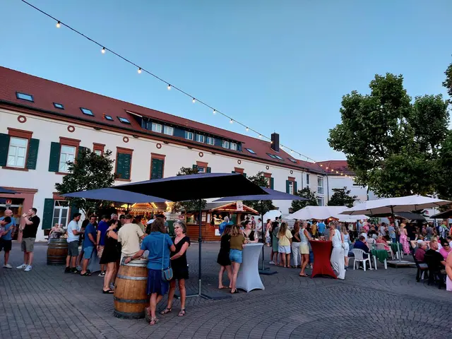 Zweites Wochenende der Deidesheimer Weinkerwe: Zwei Höfe neu dabei | Foto: Tourist-Info-Deidesheim