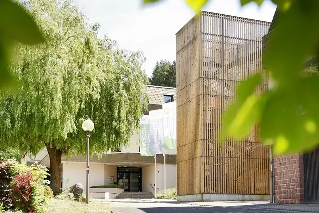 Die Pfalzakademie in Lambrecht lädt am Sonntag, 16. August, zum Erlebnistag mit Mitmachaktionen und Umsonst-Flohmarkt ein. | Foto: Pfalz Touristik, Heimatlichter GmbH