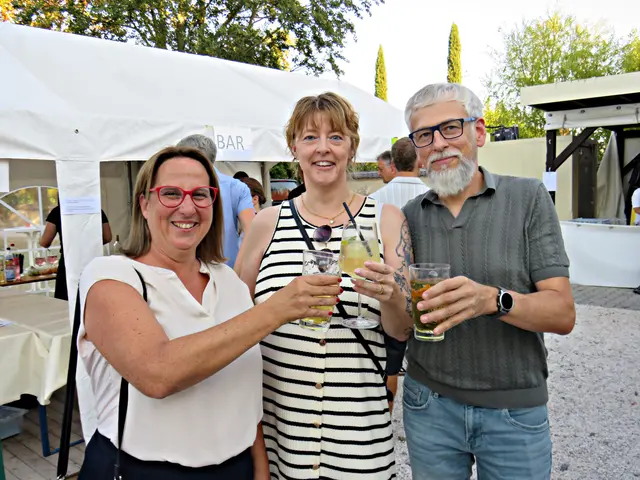 Bianca Staßen und Maren Schneider mit Mann | Foto: Brigitte Melder