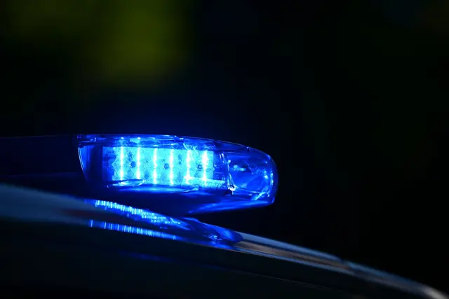 Der 15-Jährige hatte nicht mit so vielen Gästen auf seiner Geburtstagsparty gerechnet. (Symbolbild)  | Foto: Markus Lenhardt/dpa