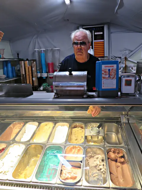 Ein Eis bitte | Foto: Brigitte Melder